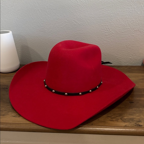 Red Cowboy Hat ❤️ - Picture 1 of 5